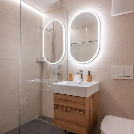 Zuhause In Den Alpen Ihre Mit Hallenbad Und Sauna Lenzerheide