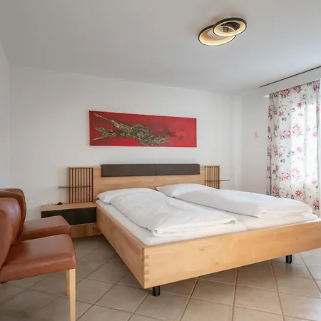 Zuhause In Den Alpen Ihre Mit Hallenbad Und Sauna