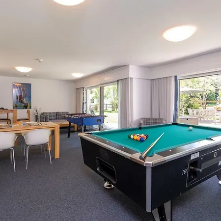 Zuhause In Den Alpen Ihre Mit Hallenbad Und Sauna * Lenzerheide