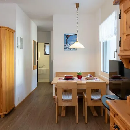 Zuhause In Den Alpen Ihre Mit Hallenbad Und Sauna Lenzerheide
