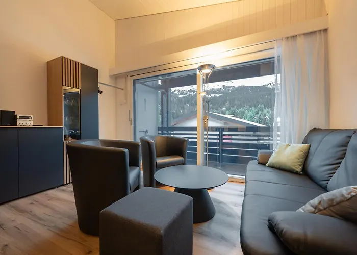 Zuhause In Den Alpen Ihre Mit Hallenbad Und Sauna Lenzerheide