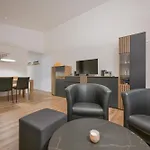 Zuhause In Den Alpen Ihre Mit Hallenbad Und Sauna Apartman *