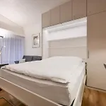 Zuhause In Den Alpen Ihre Mit Hallenbad Und Sauna Lenzerheide