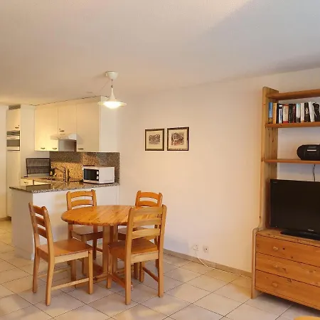 Zuhause In Den Alpen Ihre Mit Hallenbad Und Sauna * Lenzerheide