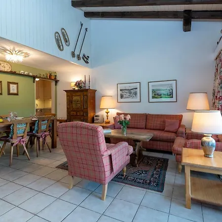 Zuhause In Den Alpen Ihre Mit Hallenbad Und Sauna Lenzerheide