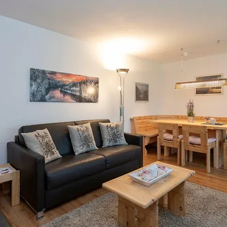 Zuhause In Den Alpen Ihre Mit Hallenbad Und Sauna Lenzerheide