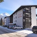 Tgesa La Roiva, Mit Hallenbad Und Sauna Lenzerheide/Lai