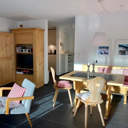 Zuhause In Den Alpen Ihre Mit Hallenbad Und Sauna Lenzerheide